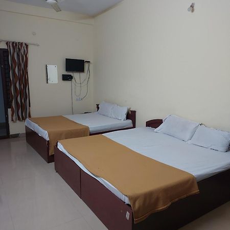 Adhithya Apartments Guruvāyūr Екстериор снимка